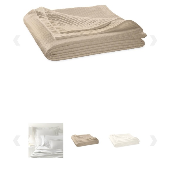 Matouk Petra Coverlet and 2 Euro Shams. Ivory.  Good used condition. King size. - Picture 12 of 16